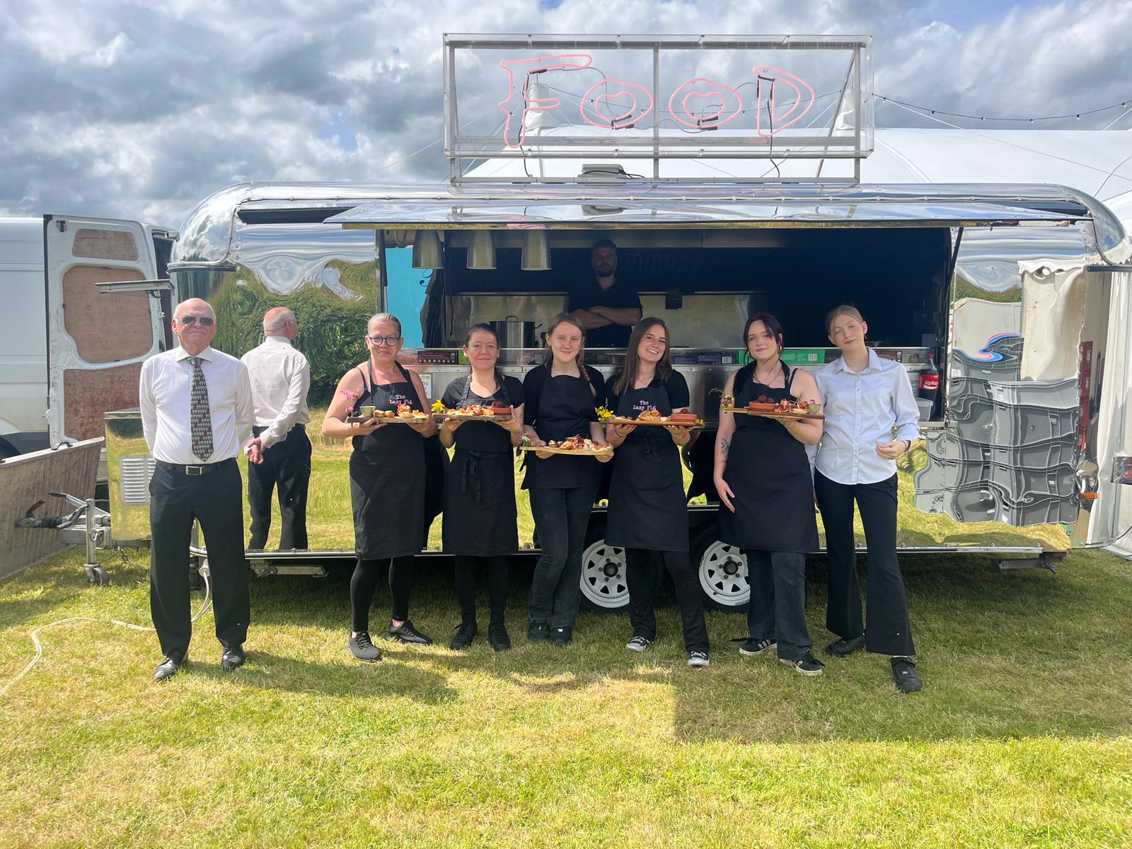 location-catering-crew